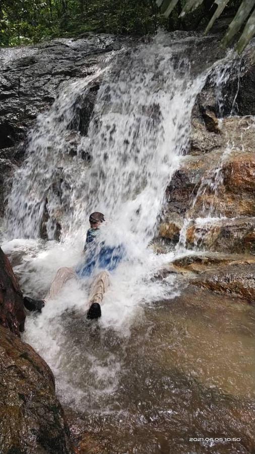 Inapdesa Teratak Bonda, Sepri Rembau Villa Buitenkant foto