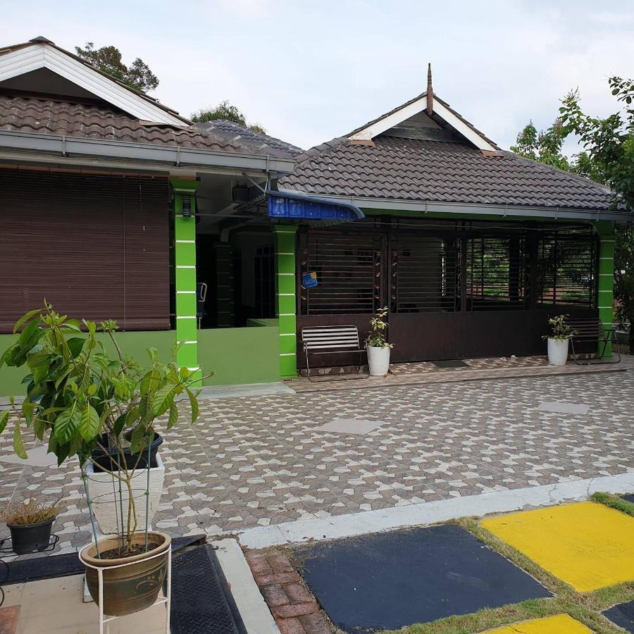 Inapdesa Teratak Bonda, Sepri Rembau Villa Buitenkant foto