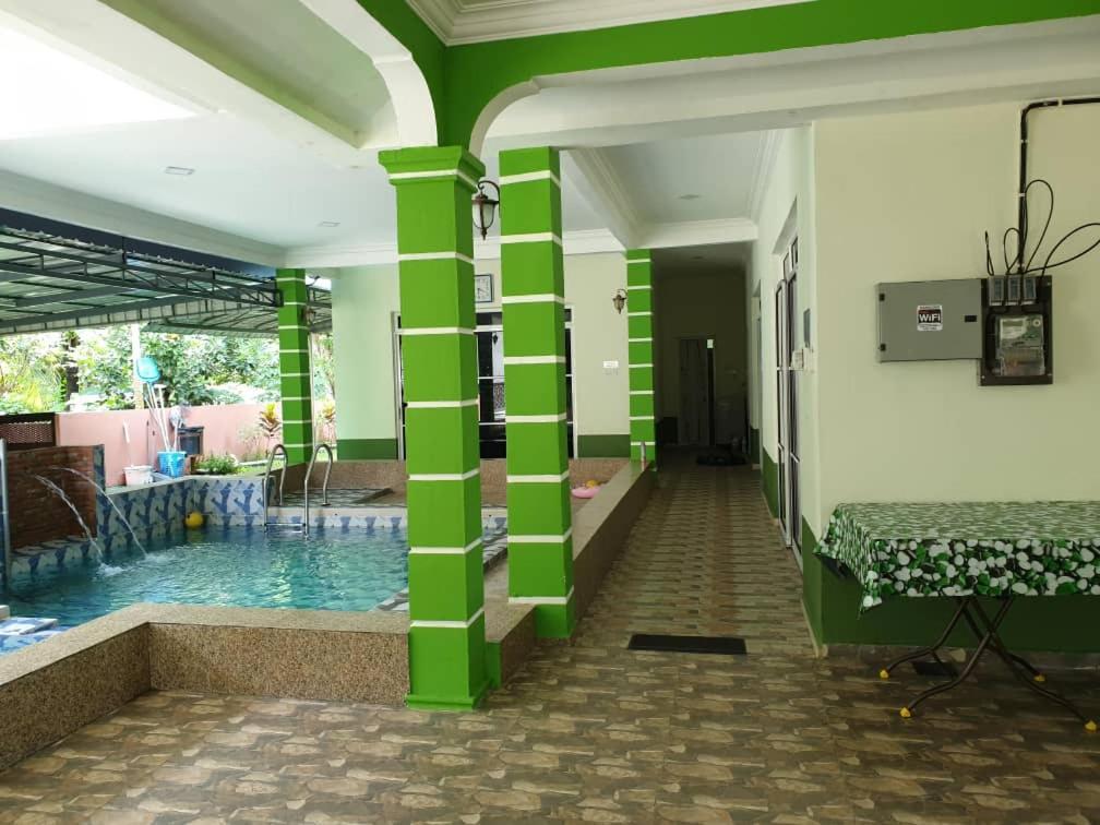 Inapdesa Teratak Bonda, Sepri Rembau Villa Buitenkant foto